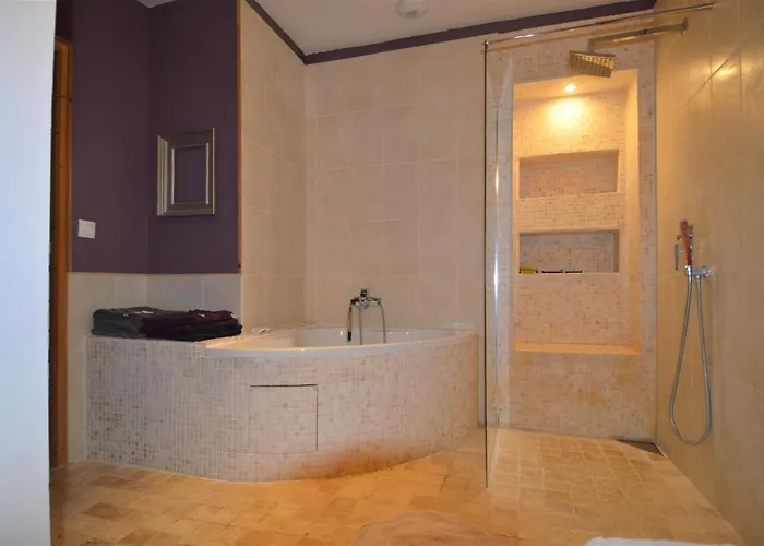 別荘 Maison,appartement De Charme Bord De - Avec Jardin Et Wifi