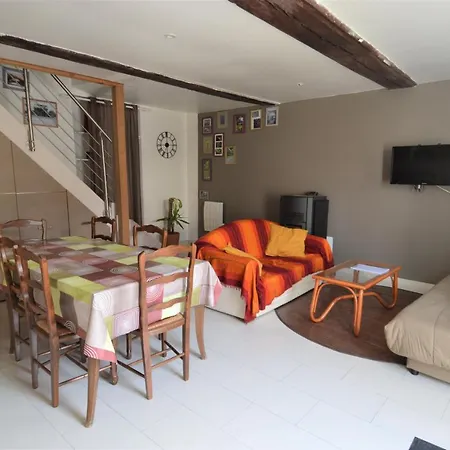 Holiday home Maison,appartement De Charme Bord De - Avec Jardin Et Wifi Luc-sur-Mer