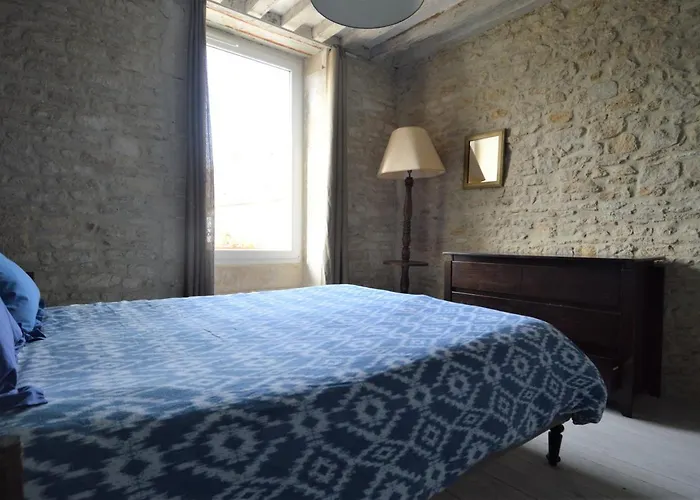 Dom wakacyjny Maison,appartement De Charme Bord De - Avec Jardin Et Wifi Luc-sur-Mer